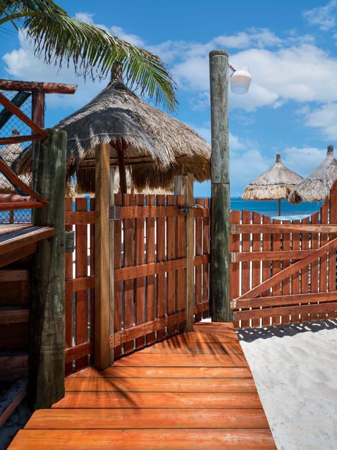 The Diving Lodge Downtown Puerto Morelos Bagian luar foto